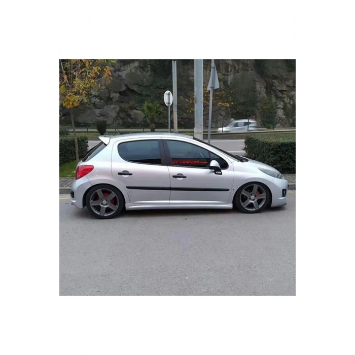 Peugeot 207 Yan Marşpiyel (ÇİFT) (PLASTİK)