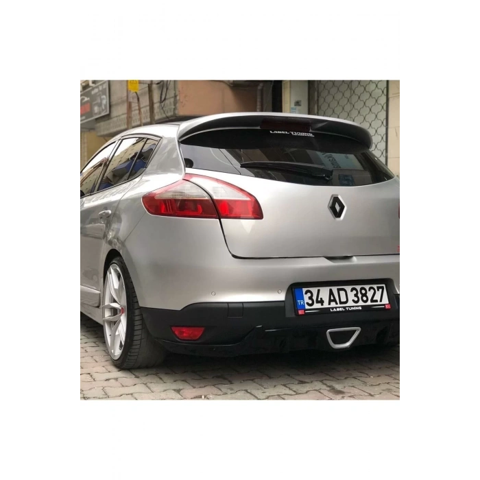 Renault Megane 3 4 Kapı Body Kit Seti Plastik