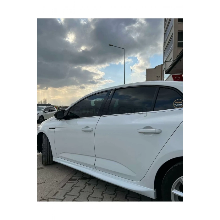 Renault Megane 4 Sedan Yan Marşpiyel (ÇİFT) (PLASTİK)