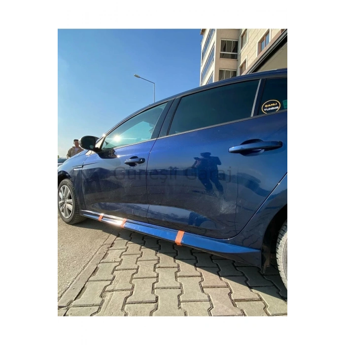 Renault Megane 4 Yan Marşbiyel Hb (ÇİFT) (PLASTİK)