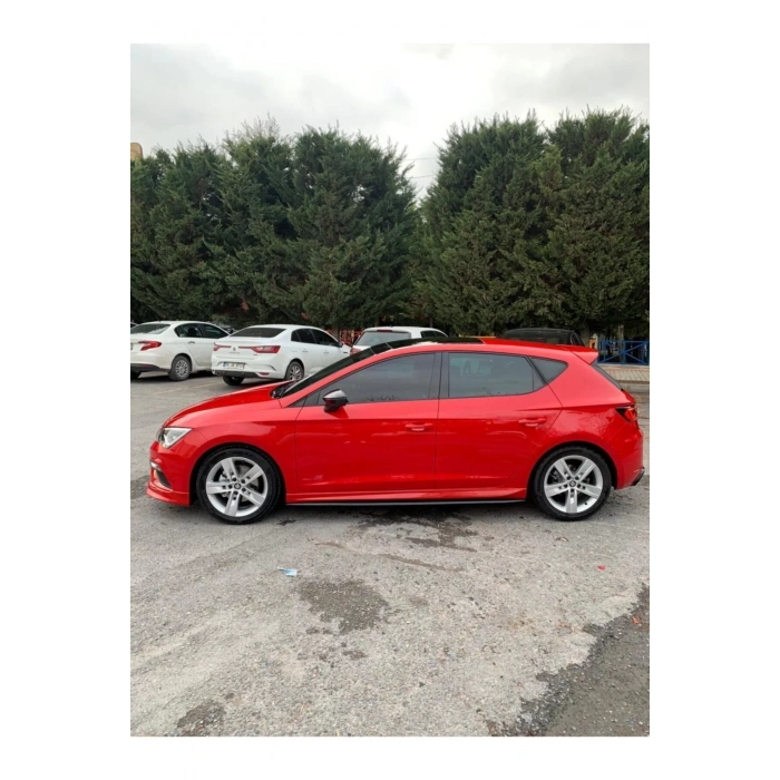 Seat Leon Aero Marşpiyel 2013- 2018 (ÇİFT) (PLASTİK)