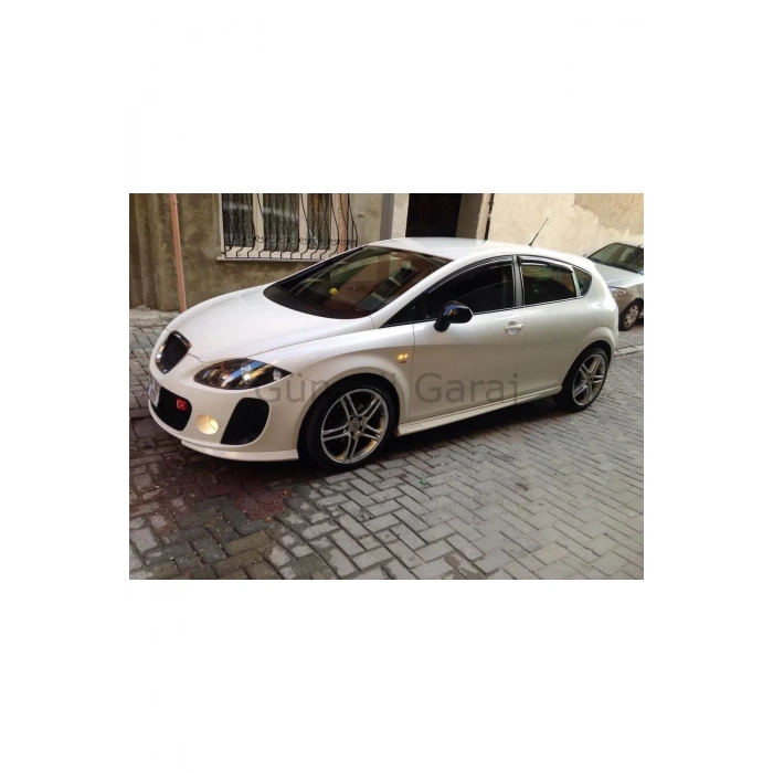 Seat Leon Mk2 Yan Marşpiyel (ÇİFT) (PLASTİK)