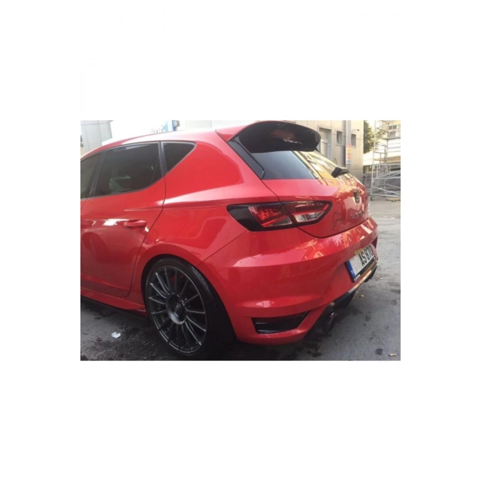 Seat Leon Mk3 Spoiler Çıtası / Arka Cam Çıtası Siyah Boyalı
