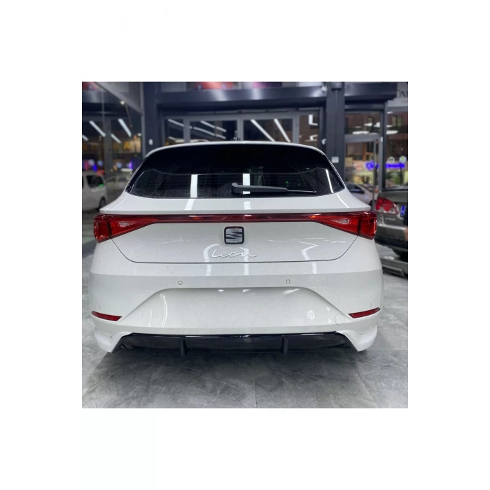 Seat Leon Mk4 Difüzör (plastik)