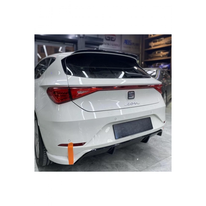 Seat Leon Mk4 Difüzör (plastik)
