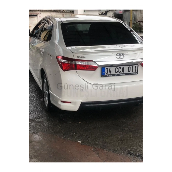 Toyota Corolla Arka Flap + Orta Difüzör (plastik)