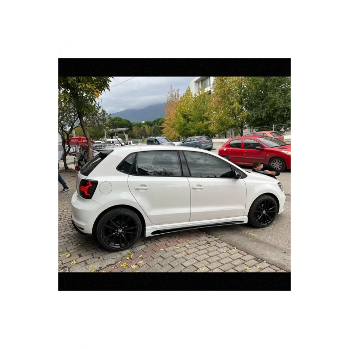 Volkswagen Polo 2010 - 2017 Yan Marşpiyel (ÇİFT) (PLASTİK)