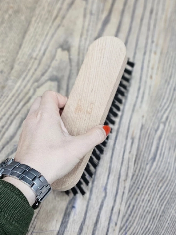 Deri Yüzey Temizleme Fırçası