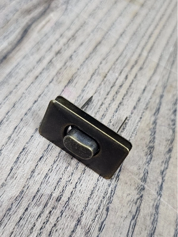 Çanta Kilit Kare Çerçeve Gömme Klips