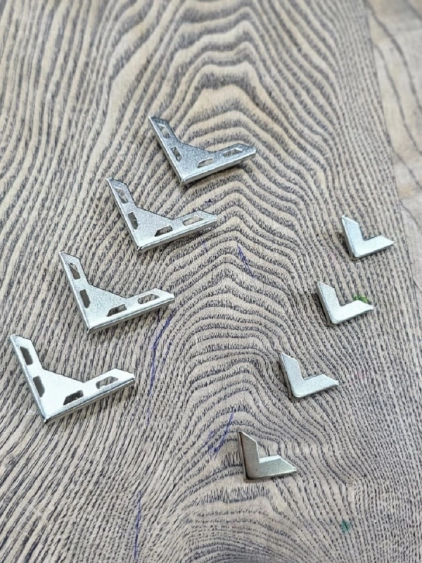 Nikel Köşebent (4lü)