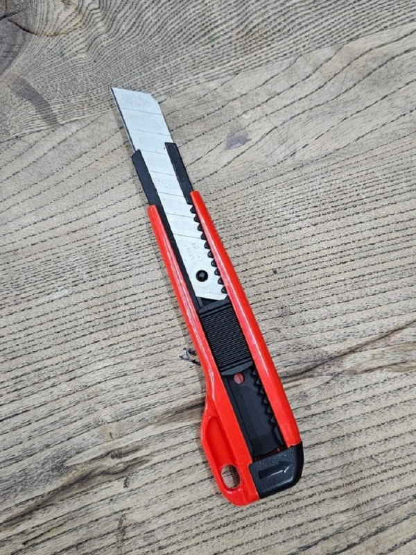 Metal Gövde Maket Bıçağı Büyük Boy
