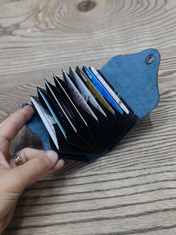 Akordiyon Yatay Plastik Kartlık İçi (PVC)