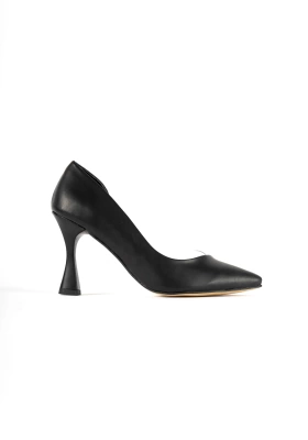 Vera İnce Topuklu Sivri Burun Klasik Stiletto Siyah Cilt