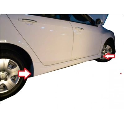 Geely Emgrand Yan Marşpiyel Boyasız