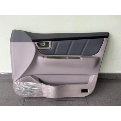 GEELY FC ÖN SAĞ KAPI DÖŞEMESİ GRİ RENK-SİYAH ÇITALI