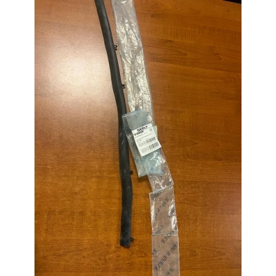 Geely Mk Familia Ön Kaput Toz Lastiği