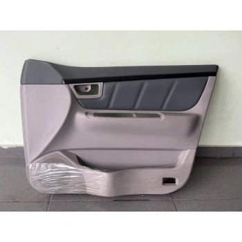 GEELY FC ÖN SAĞ KAPI DÖŞEMESİ GRİ RENK-SİYAH ÇITALI