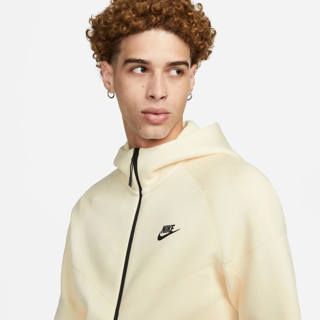Sportswear Tech Fleece Windrunner Eşofman Üstü Coconut