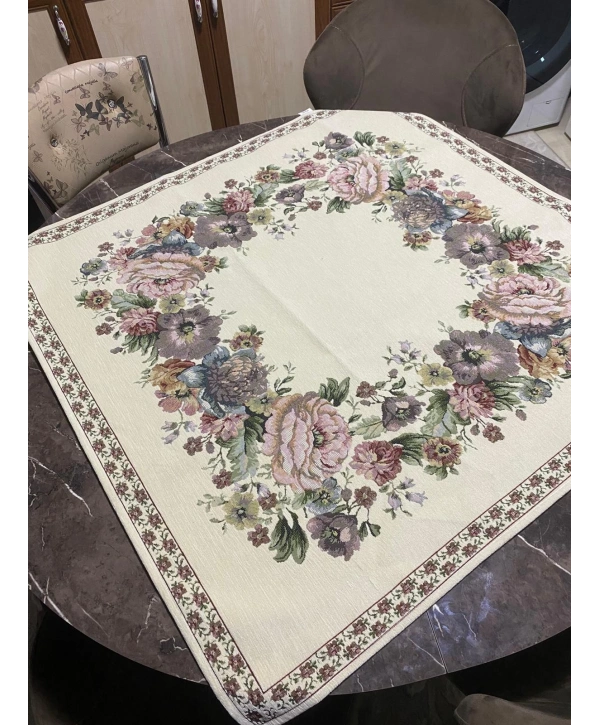 GOBLEN ŞÖNİLLİ SEHPA ÖRTÜSÜ