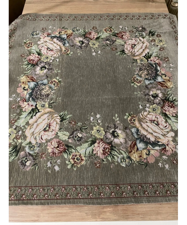 GOBLEN ŞÖNİLLİ SEHPA ÖRTÜSÜ BEJ