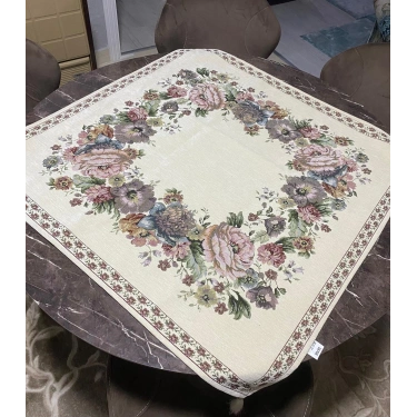 GOBLEN ŞÖNİLLİ SEHPA ÖRTÜSÜ KREM