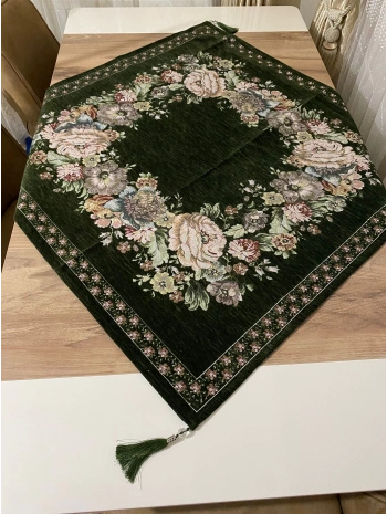 GOBLEN ŞÖNİLLİ SEHPA ÖRTÜSÜ HAKİ