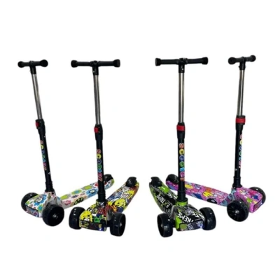 RENKLI ISIKLI SESLI SCOOTER