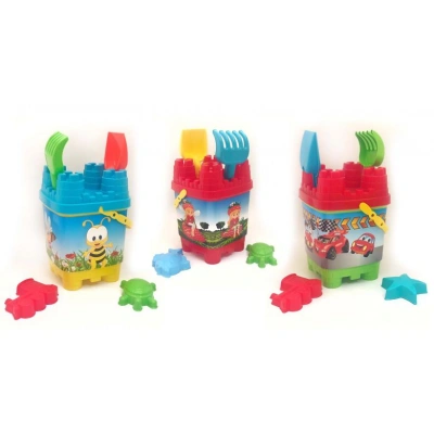 BUCKET WITH CASTLE PICTURES