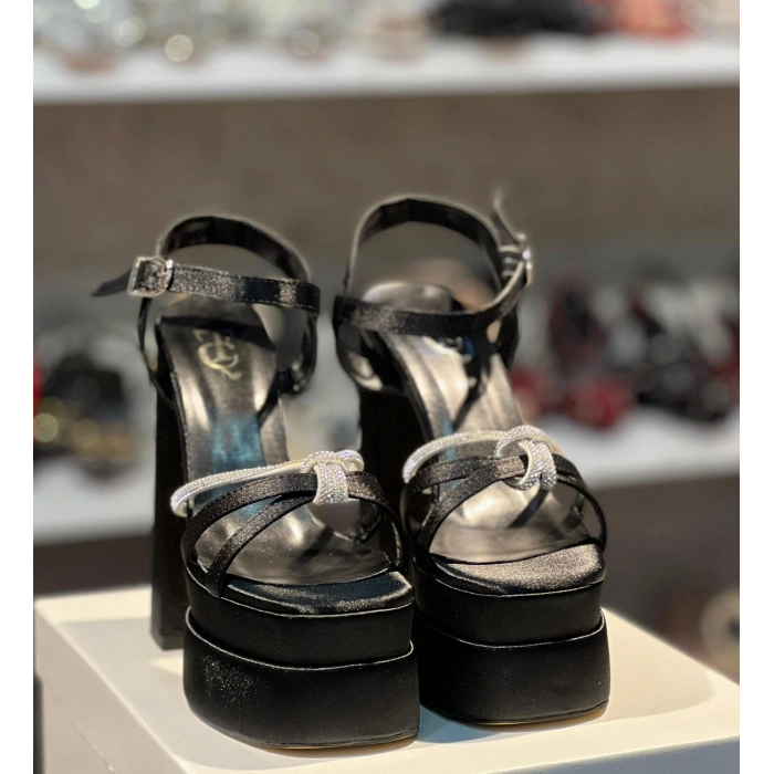 Siyah Saten Taşlı Çift Platform