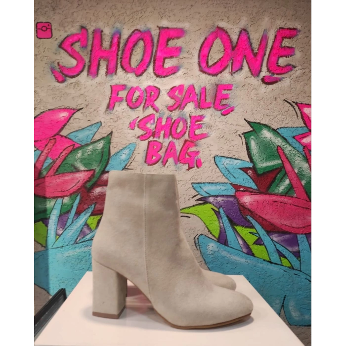 Bej Süet Kalın Topuk Bootie