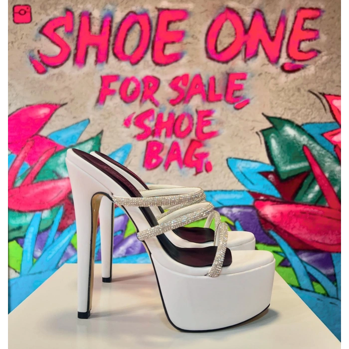 Beyaz Deri Taşlı Platform