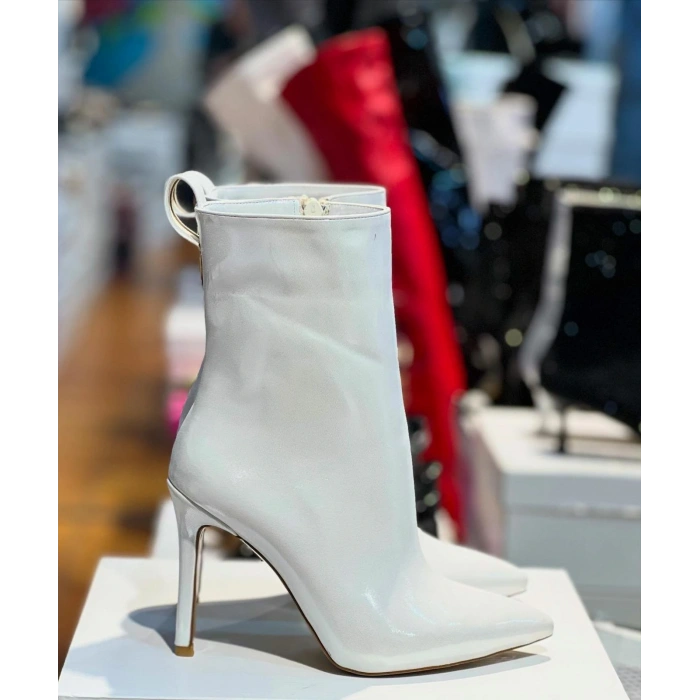 Beyaz Özel Malzeme Botiee