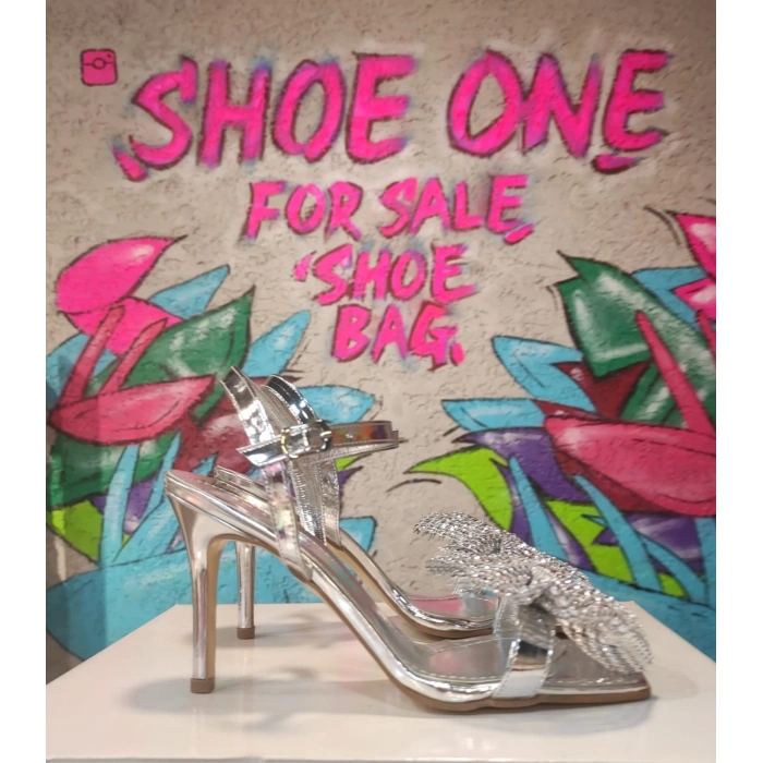 Gümüş Fiyonk Taşlı