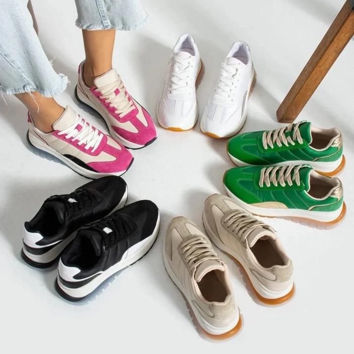 Özel Seri Siyah Bağcıklı Sneakers