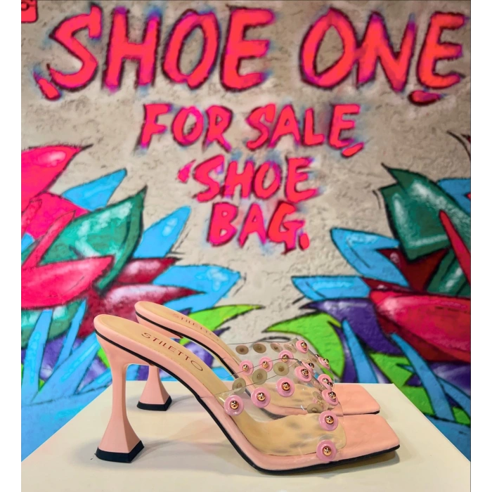 Pembe Şeffaf Pimli Terlik