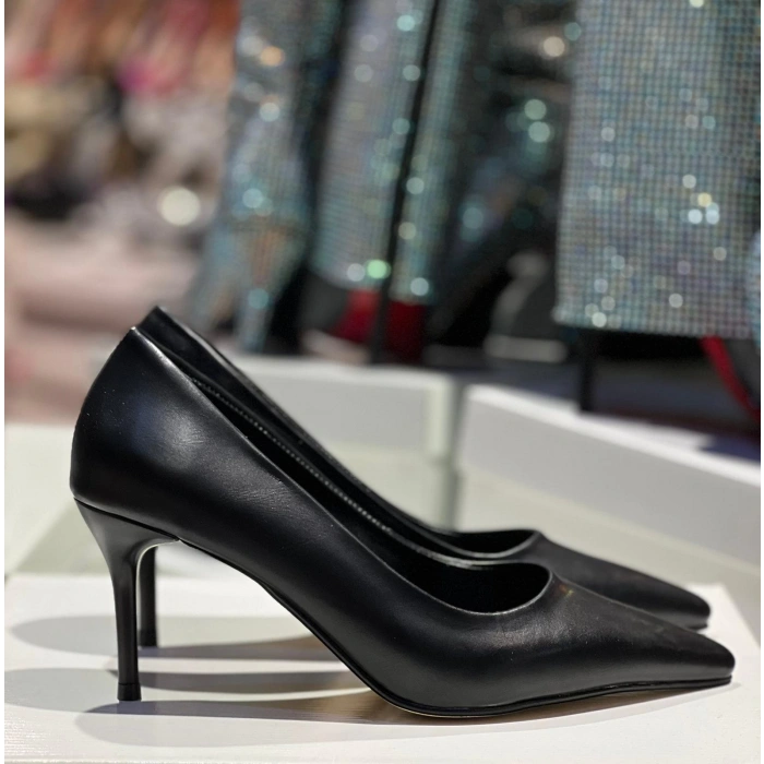 Siyah Deri Stiletto