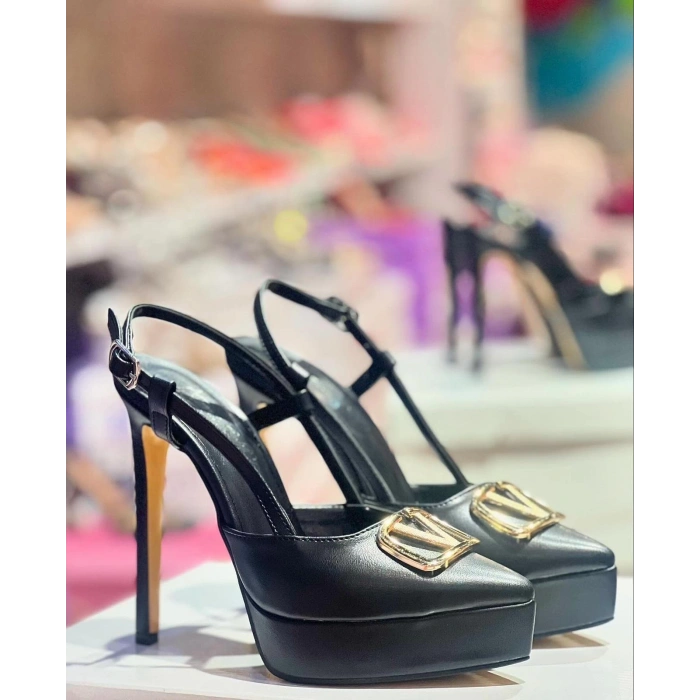 Siyah Deri Tokalı Platform