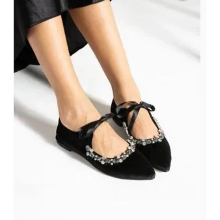 Siyah Kadife Taşlı Babet