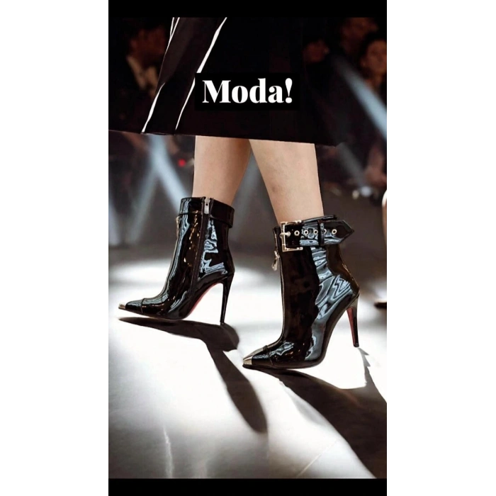 Siyah Rugan Fermuarlı Botiee