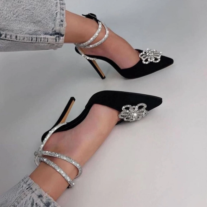 Siyah Saten Taşlı Stiletto