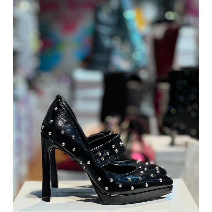 Siyah Troklu Bantlı Platform