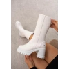 Beyaz Deri Kalın Topuk Diz Altı Çizme