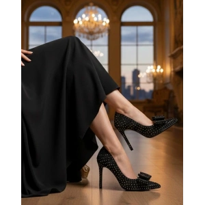 Siyah Süet Taşlı Fiyonk Stiletto