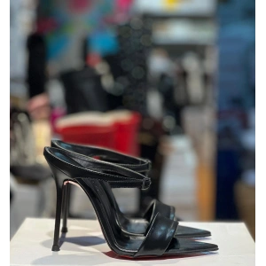 Siyah Deri Tasarım Topuklu Terlik