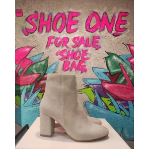 Bej Süet Kalın Topuk Bootie