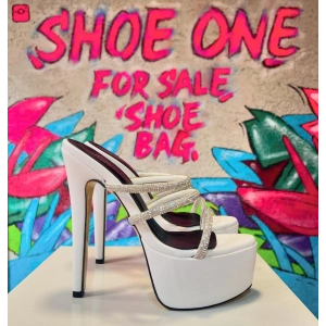 Beyaz Deri Taşlı Platform