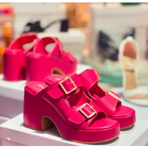 Fuşya Deri Dolgu Topuk Terlik