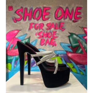 Siyah Saten Taşlı Platform