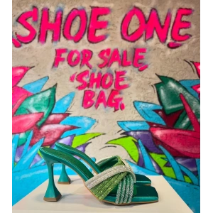 Yeşil Saten Taşlı Terlik