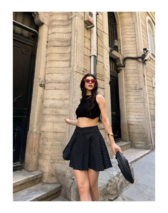 - Kadın Siyah Nokta Desenli Krinkıl Şortlu Etek